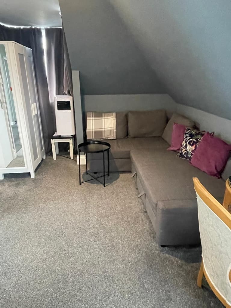 Family Room – Deluxe – Ensuite thumb 4