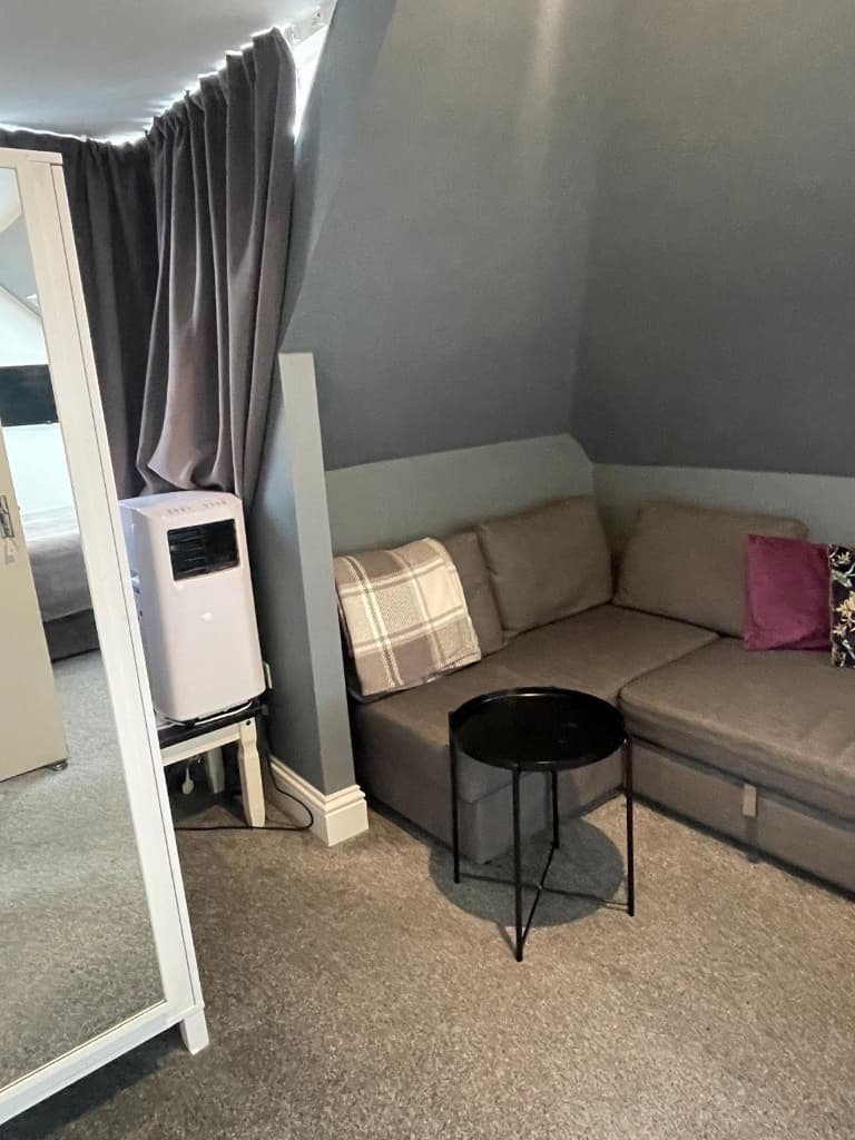 Family Room – Deluxe – Ensuite thumb 5